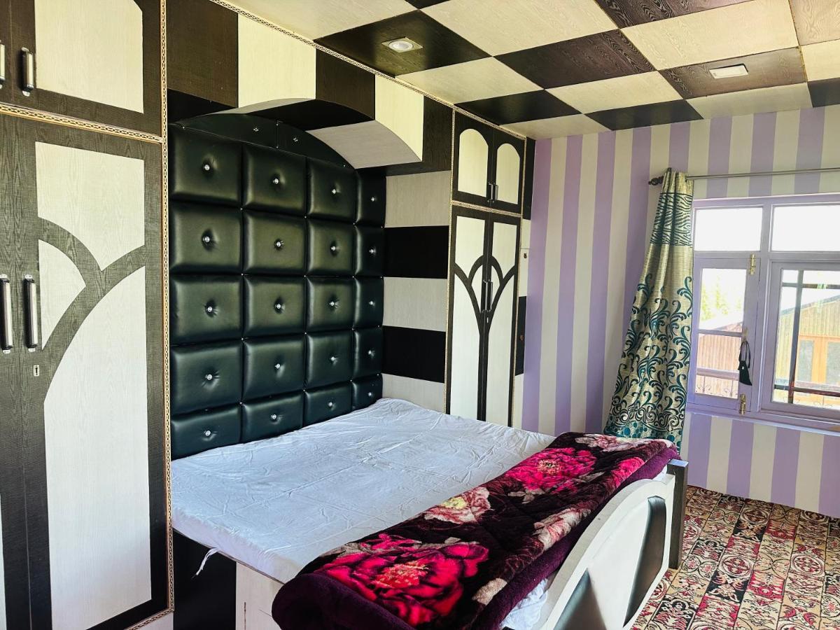 Sheen Homestay Gulmarg Kültér fotó