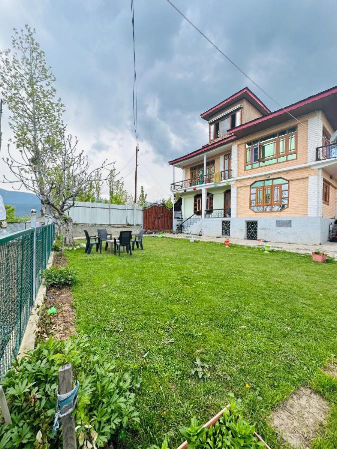 Sheen Homestay Gulmarg Kültér fotó